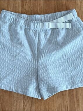 EUC Nike Sportswear Tech Pack Women's Athletic Shorts - Light Gray - Size XL